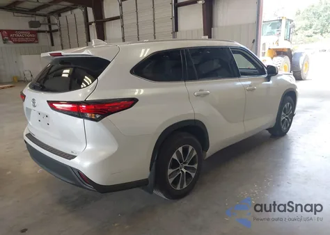 2022 Toyota Highlander Xle from USA, damaged, VIN 5TDGZRAH4NS140781